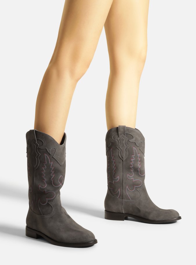 Bota Cinza Acamurçada Cano Longo Bordado Western