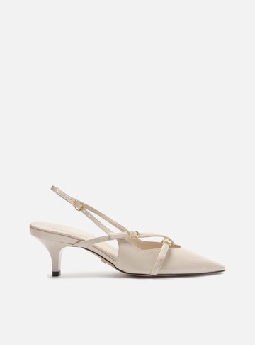 Scarpin Off-White Verniz Salto Médio Slingback Amélia